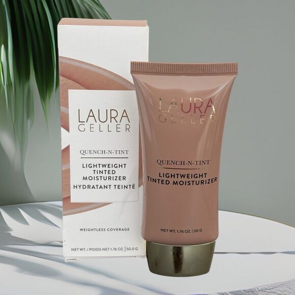 Laura Geller ~Quench N Tint Lightweight Moisturizer 1.76 oz 50 g Medium Deep New - Picture 1 of 8